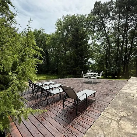 Vila Le Peruguet - Maison Avec Piscine Et Bois Prive Margueron