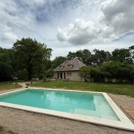 Le Peruguet - Maison Avec Piscine Et Bois Prive * Margueron